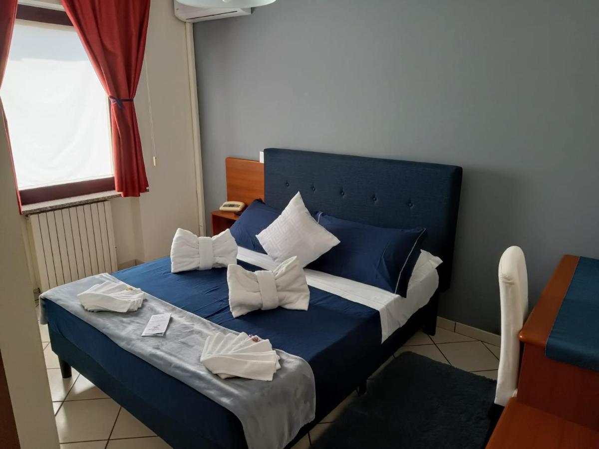Romagnano Sesia Hotel Baiardo מראה חיצוני תמונה